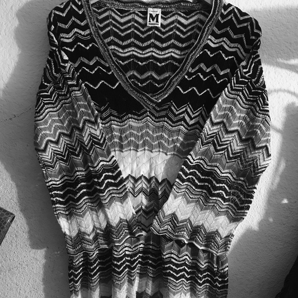 M by Missoni Sweaters - M MISSONI CHEVRON PATTERN BLACK VNECK SWEATER